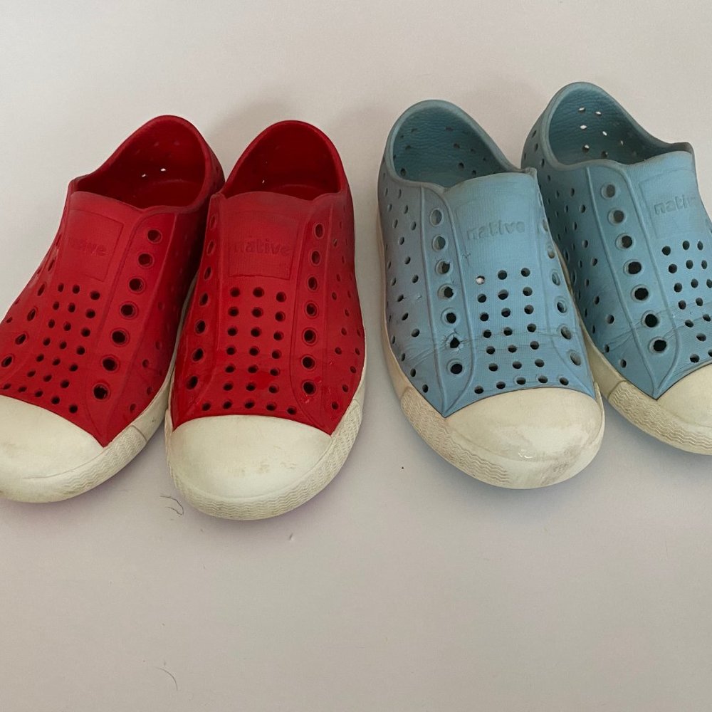 Native Kids Jefferson 2-Pair Bundle - Red and Light Blue - Size 10